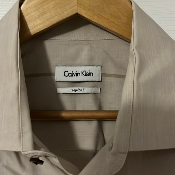 Pre-owned Calvin Klein button down - Picture 2 of 8